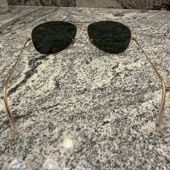 Like New Ray-Ban Cockpit Aviators Gold Frame Sunglasses - Picture 6 of 7
